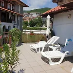 La Terrace Sea View *