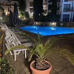 La Terrace Sea View *