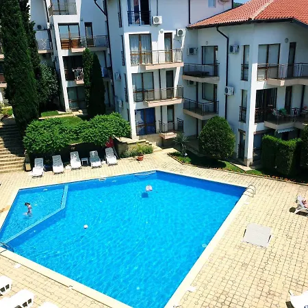 Апартамент La Terrace Sea View *
